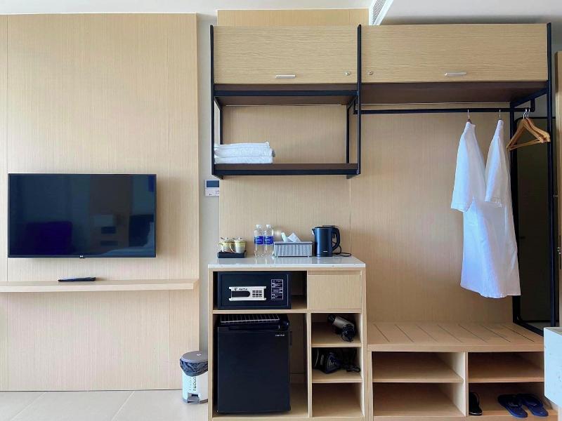 Cam Ranh Nha Trang Seaview Condotel image