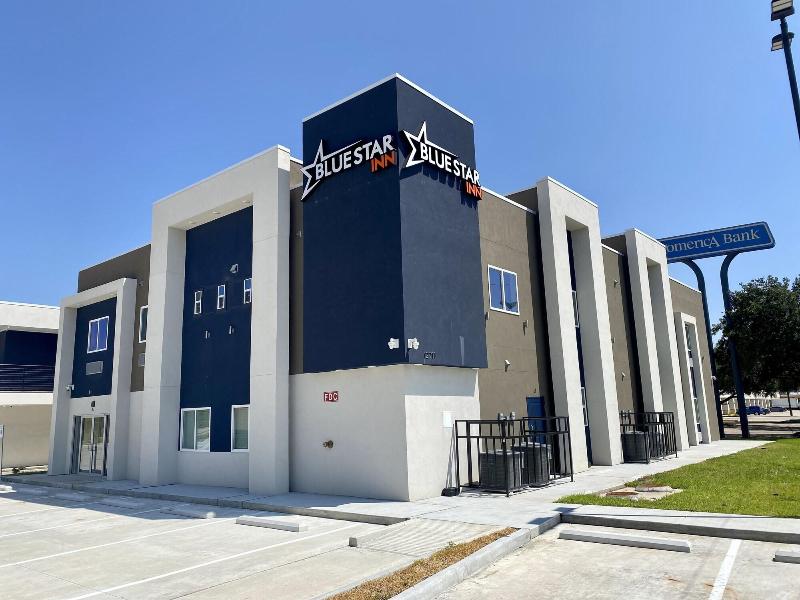 Bluestar Inn image
