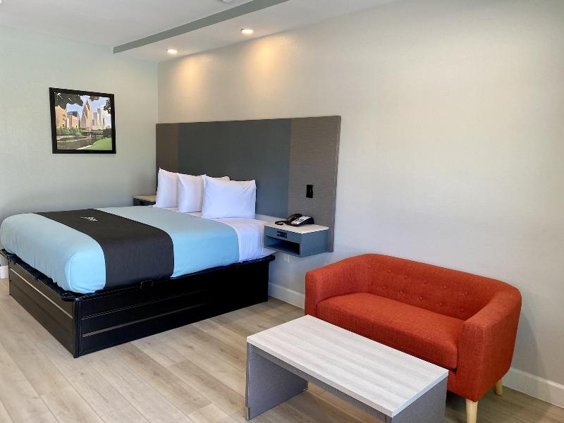 Bluestar Inn image