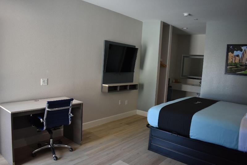 Bluestar Inn image 7