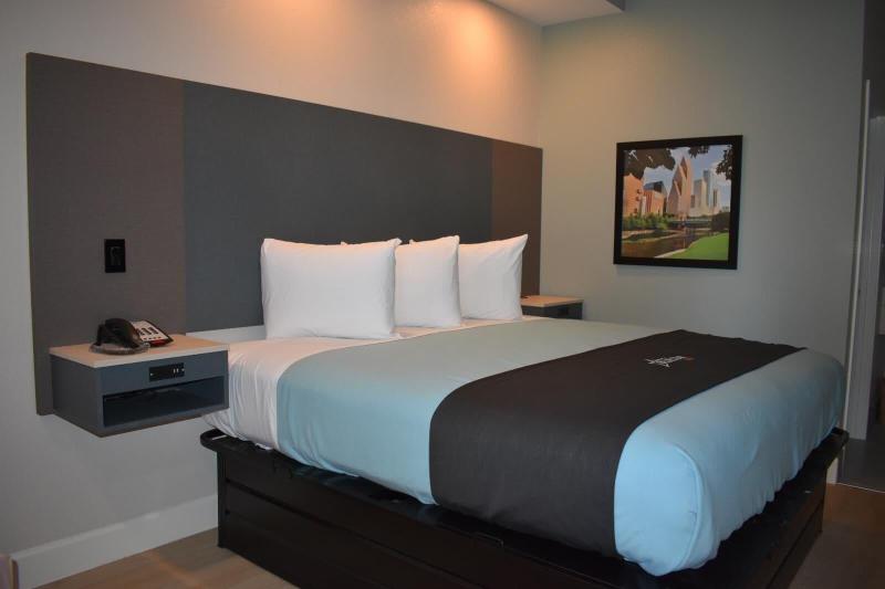 Bluestar Inn image