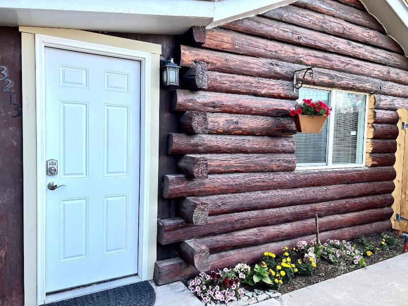 Log Cabin In Heart Of Anchorage image
