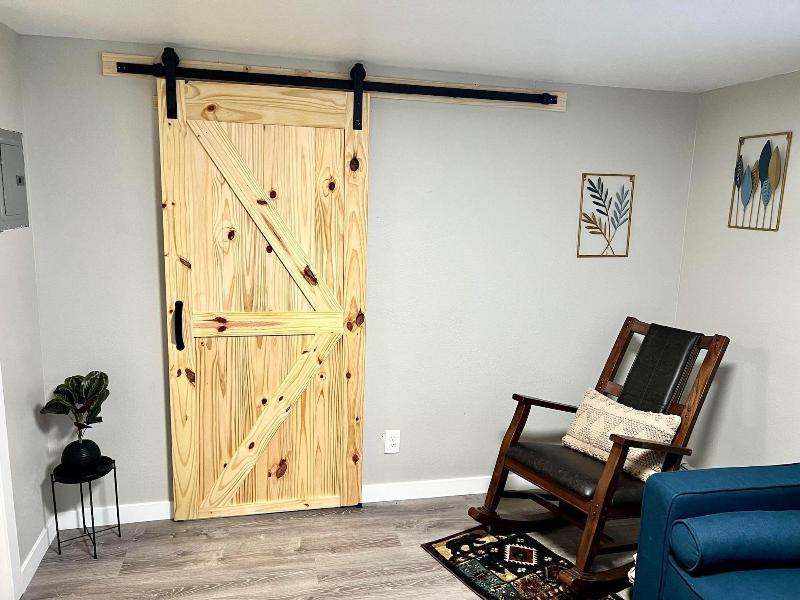 Log Cabin In Heart Of Anchorage image