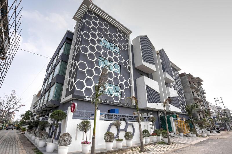 Hotel Rj Managed By Ahg image