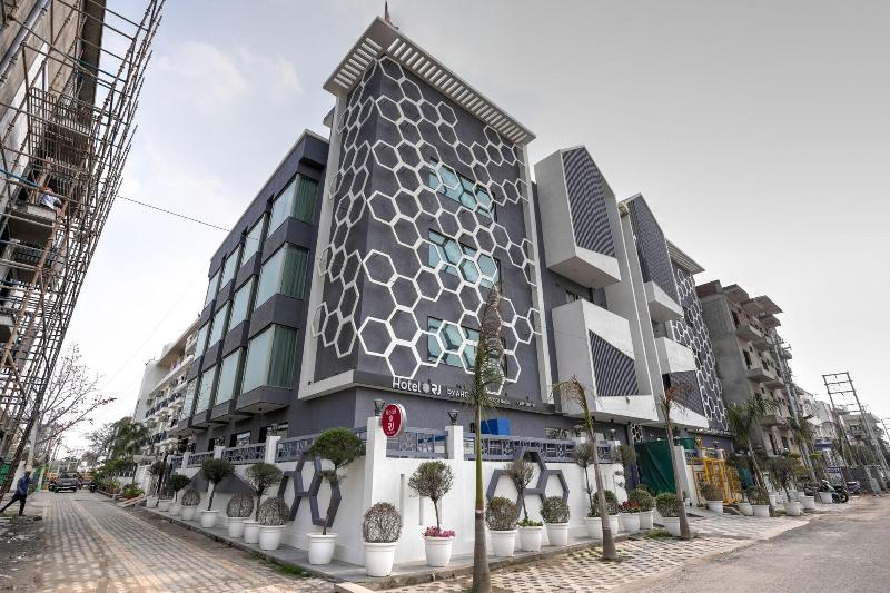 Hotel Rj Managed By Ahg image