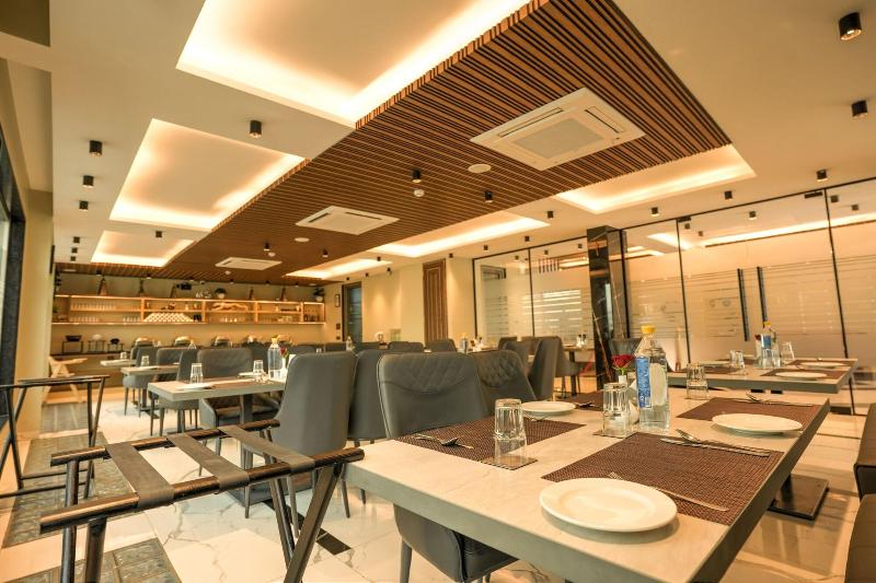 Hotel Rj Managed By Ahg image