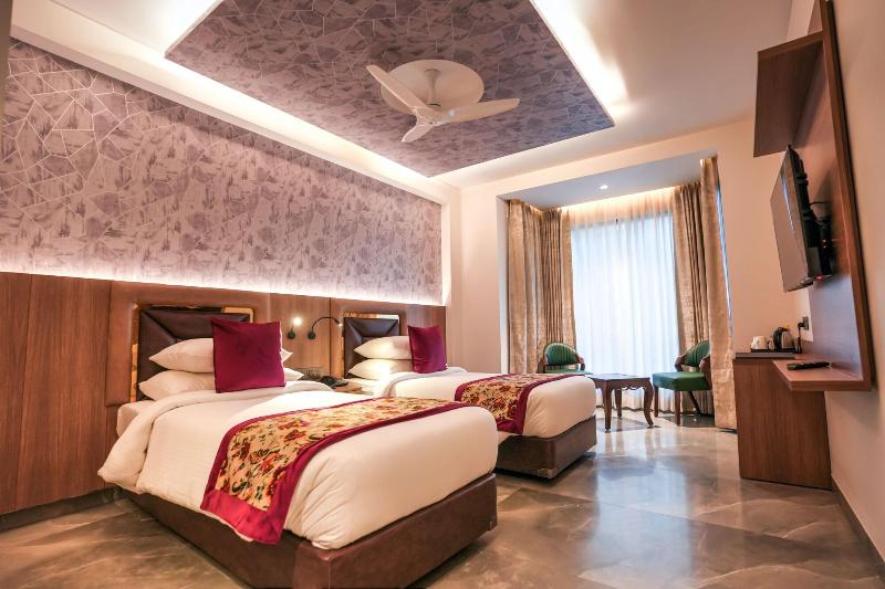 Hotel Rj Managed By Ahg image