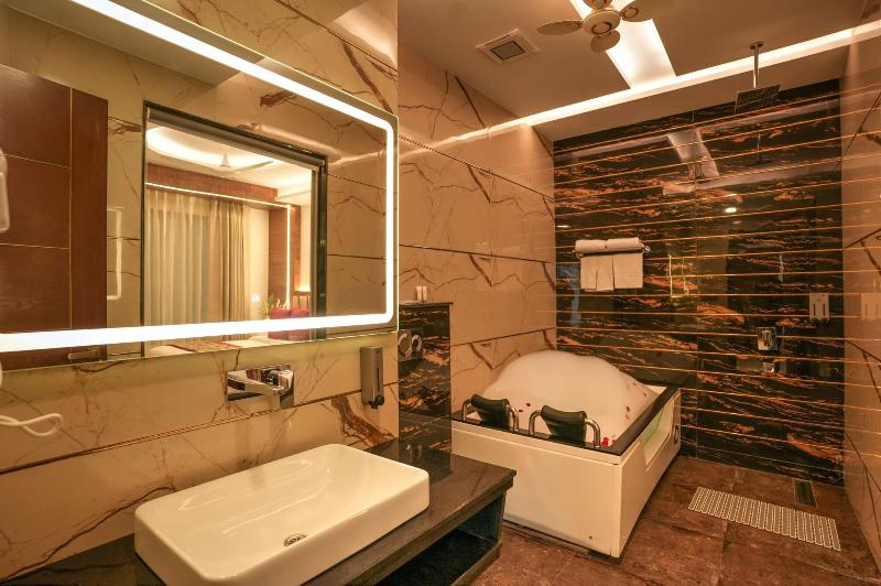 Hotel Rj Managed By Ahg image