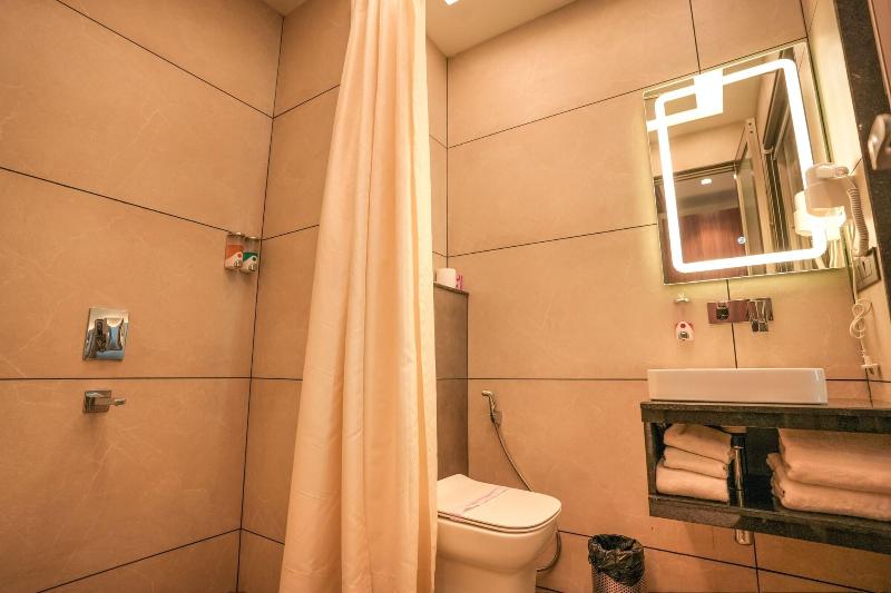Hotel Rj Managed By Ahg image