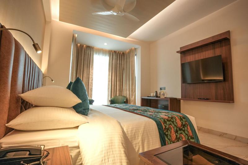 Hotel Rj Managed By Ahg image