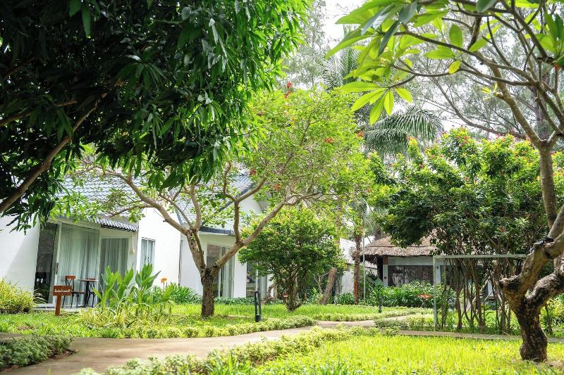 Palace Long Hai Resort image