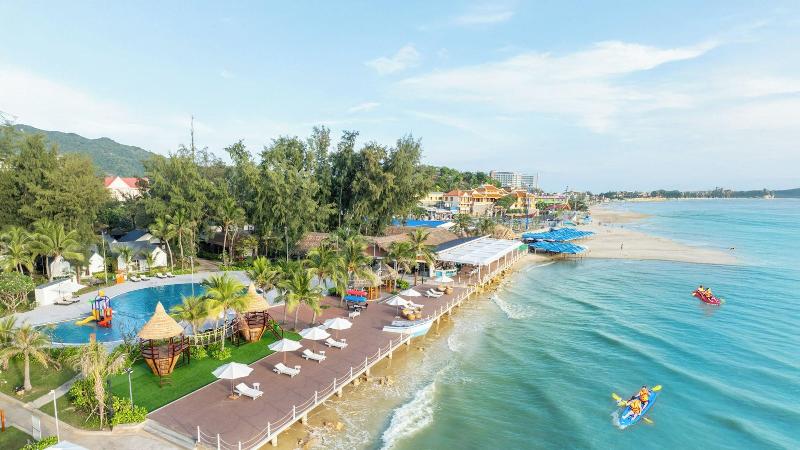 Palace Long Hai Resort image