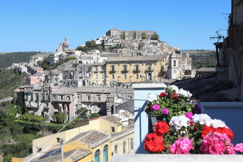 Ibla Barocca Bnb image