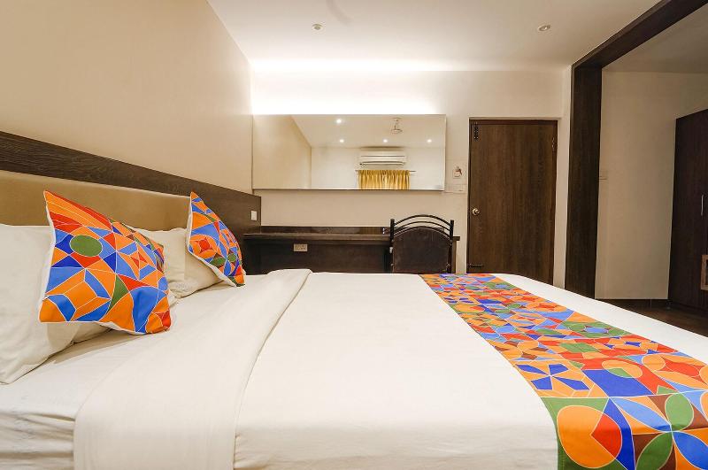 Fabhotel Karpagam image