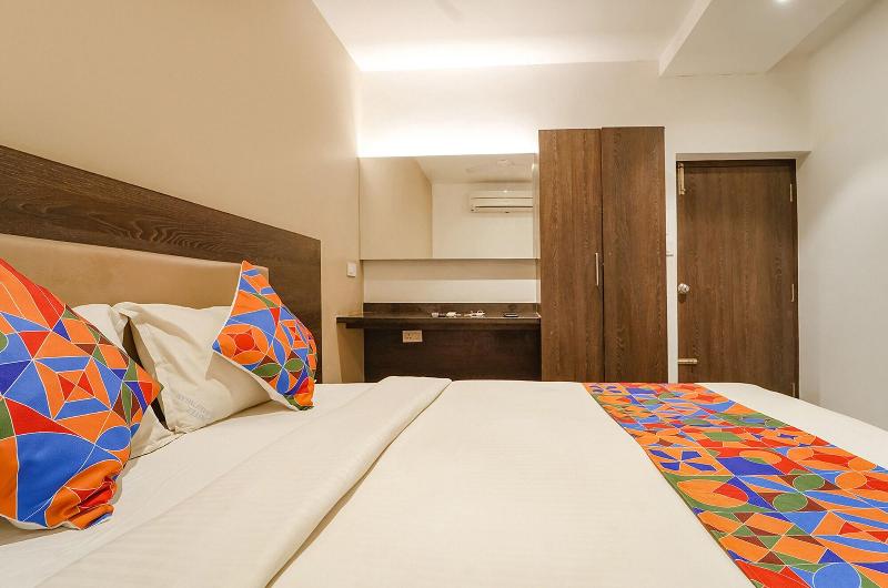 Fabhotel Karpagam image