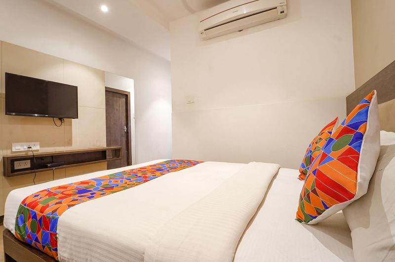 Fabhotel Karpagam image