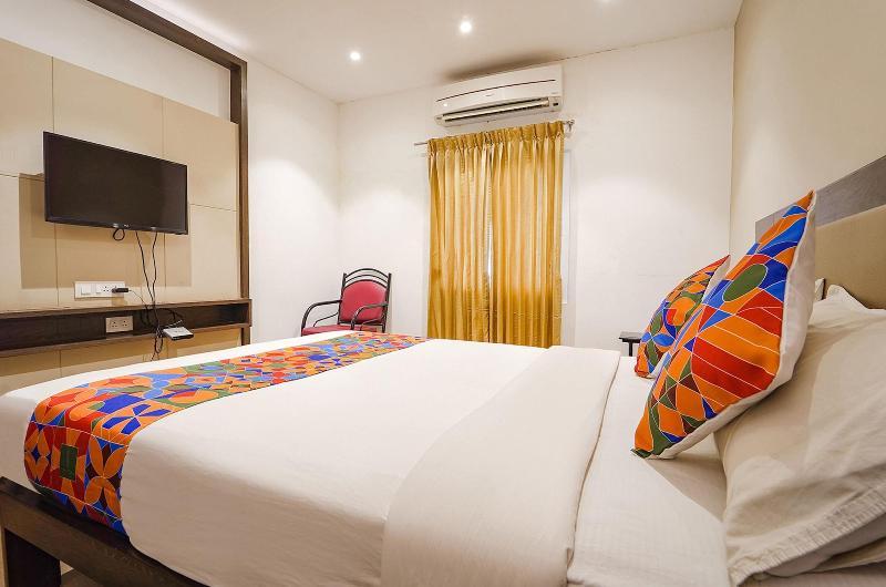 Fabhotel Karpagam image