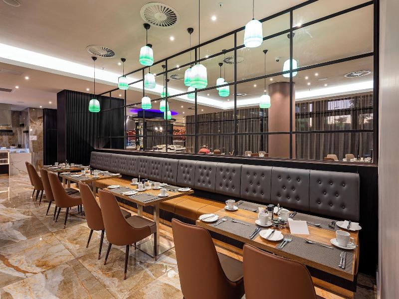 Coastlands Skye Hotel image