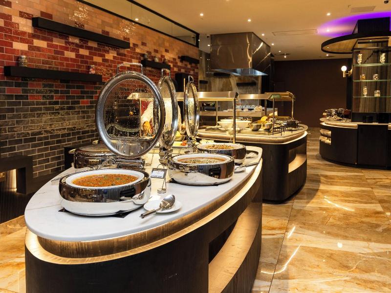 Coastlands Skye Hotel image