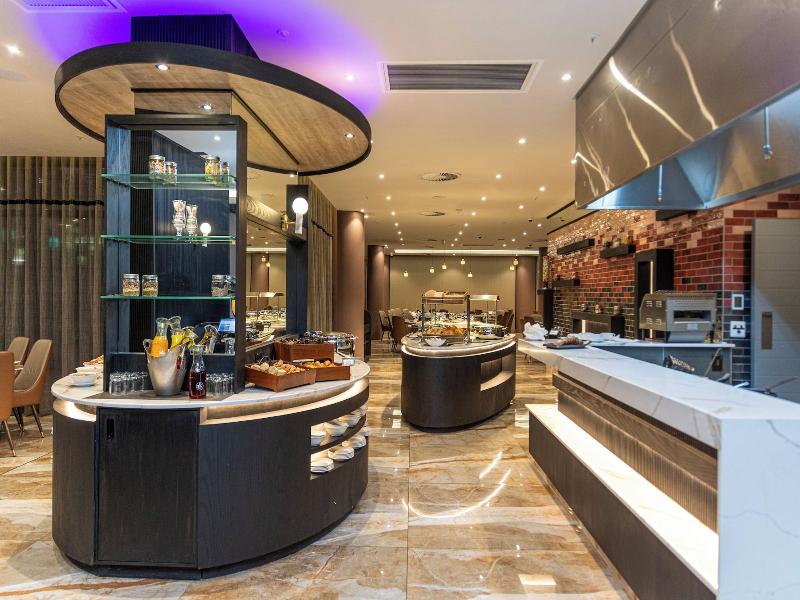 Coastlands Skye Hotel image