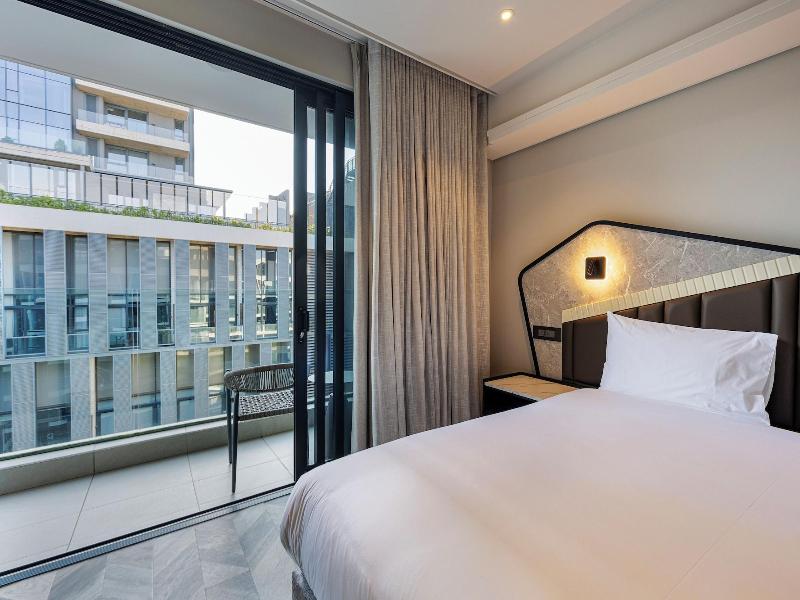 Coastlands Skye Hotel image