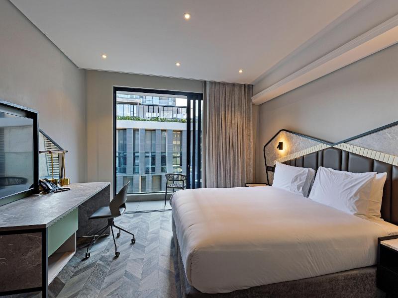 Coastlands Skye Hotel image