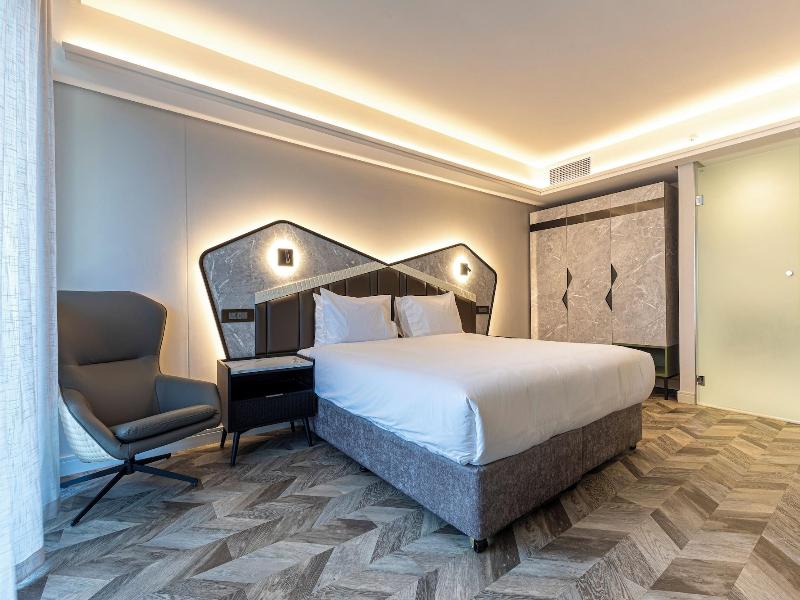 Coastlands Skye Hotel image