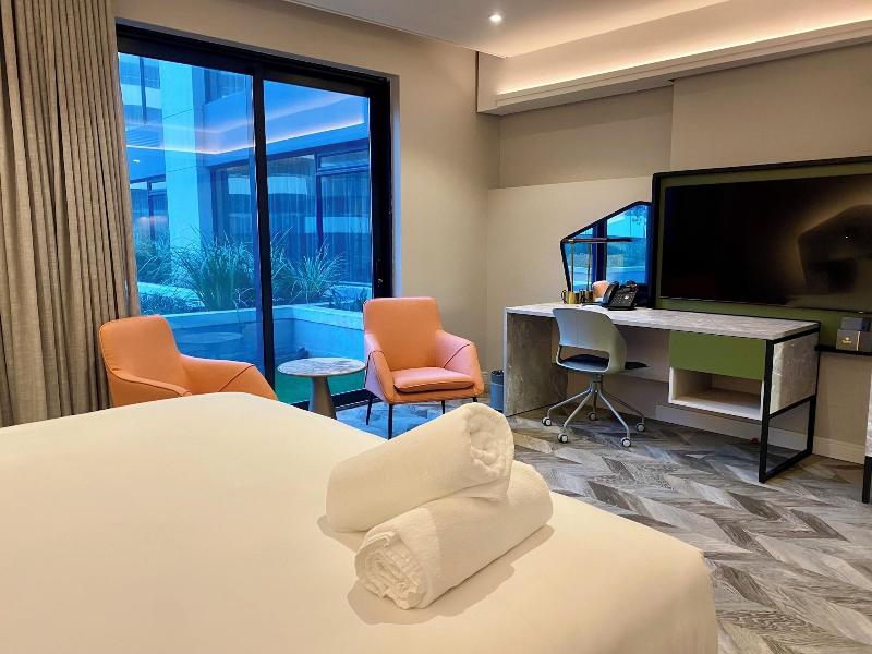 Coastlands Skye Hotel image