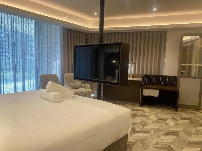 Coastlands Skye Hotel image