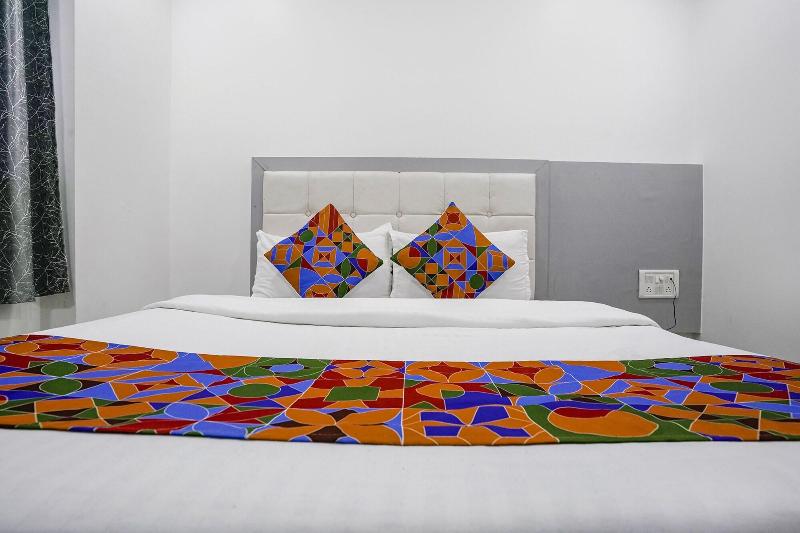 Fabexpress Park Residency image