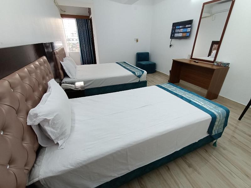 Hotel D Palace image