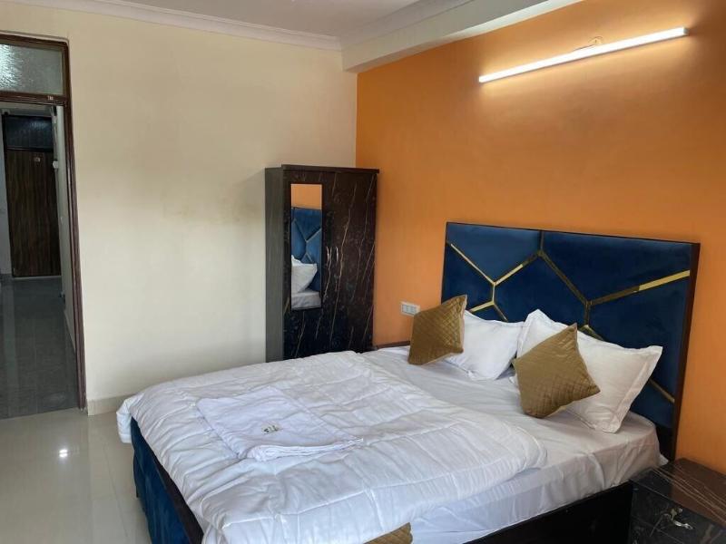 Roomshala 123 Happy Homes Saket image