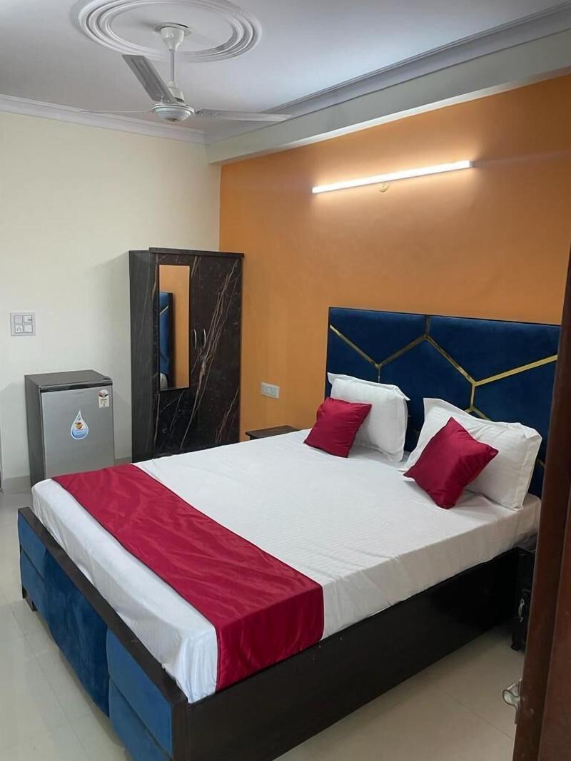 Roomshala 123 Happy Homes Saket image