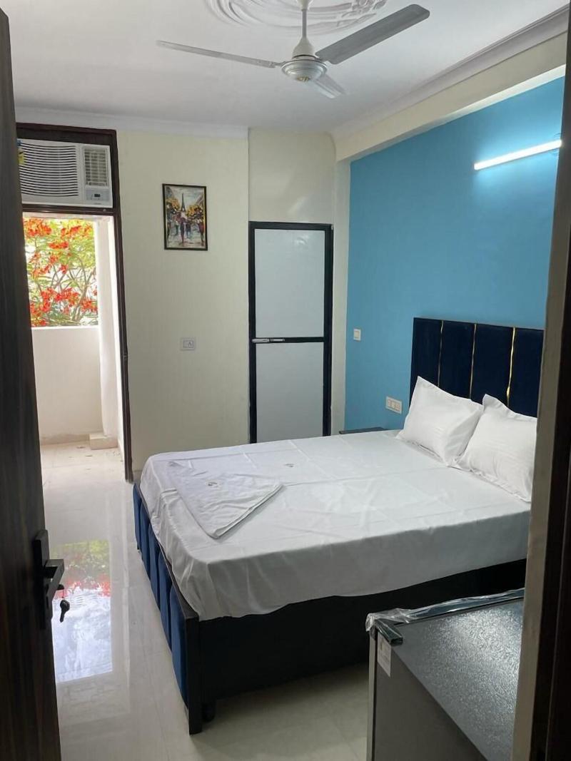 Roomshala 123 Happy Homes Saket image
