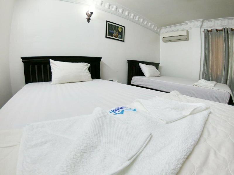 Sarah Guest House image
