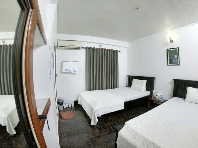 Sarah Guest House image