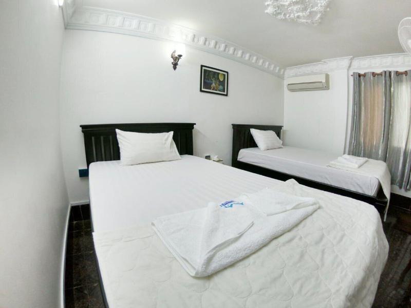 Sarah Guest House image