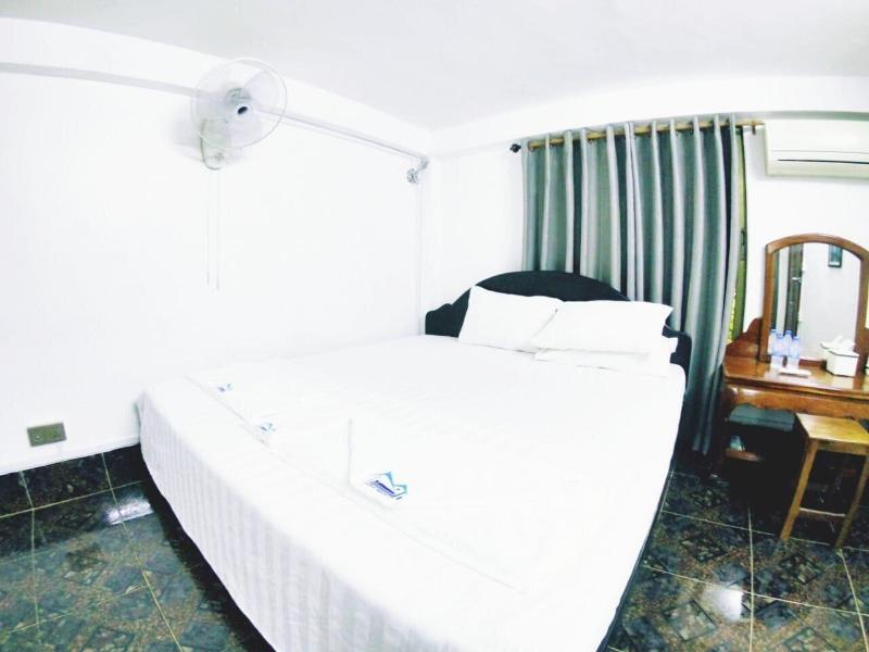 Sarah Guest House image