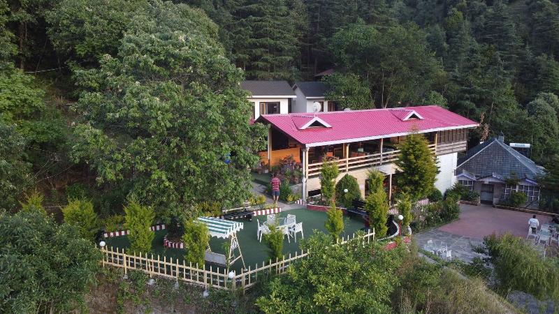 Oakwood Hamlet Resort Shoghi Shimla image