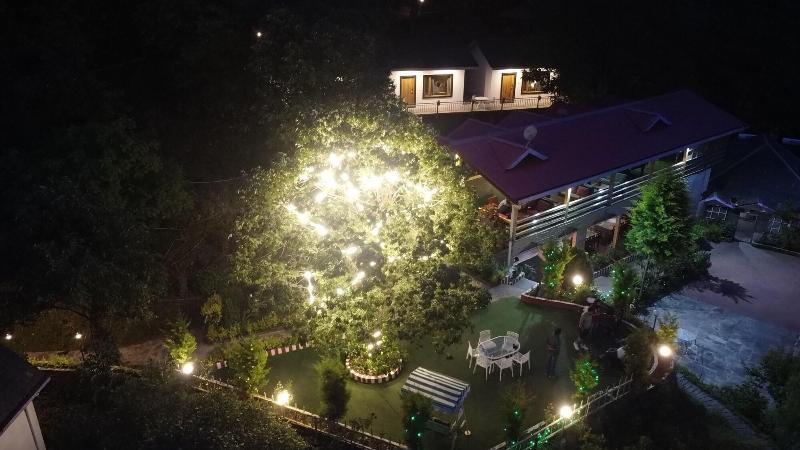 Oakwood Hamlet Resort Shoghi Shimla image