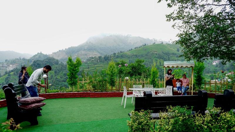 Oakwood Hamlet Resort Shoghi Shimla image