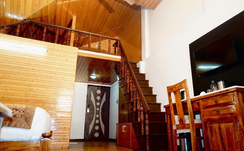 Oakwood Hamlet Resort Shoghi Shimla image