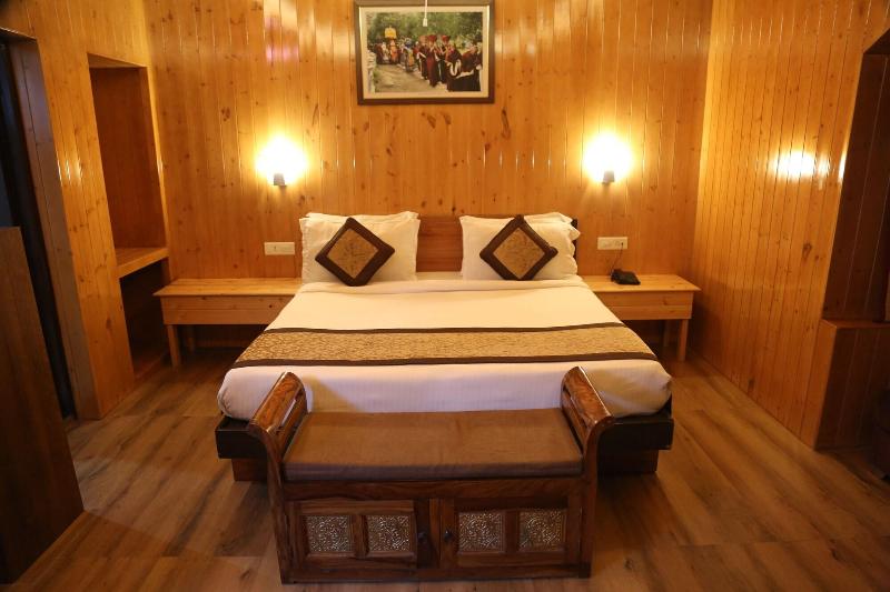 Oakwood Hamlet Resort Shoghi Shimla image