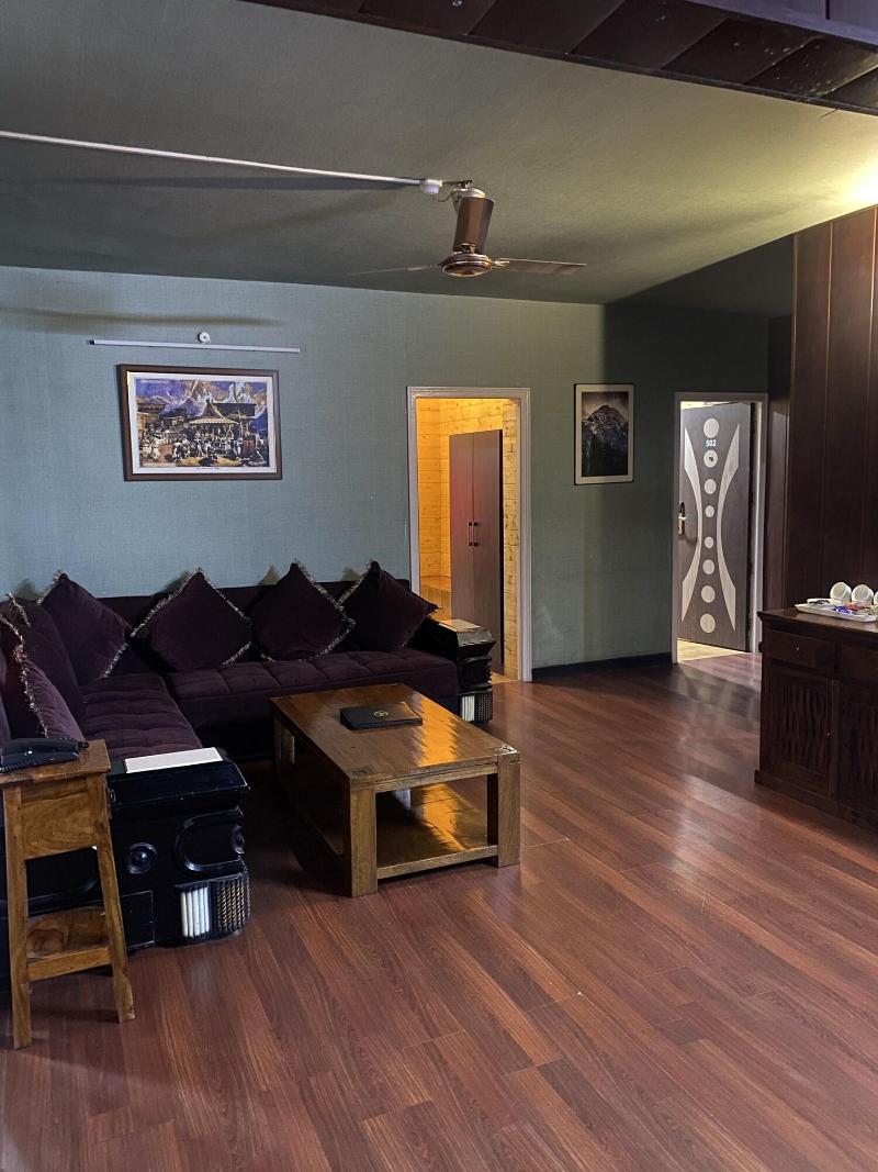 Oakwood Hamlet Resort Shoghi Shimla image