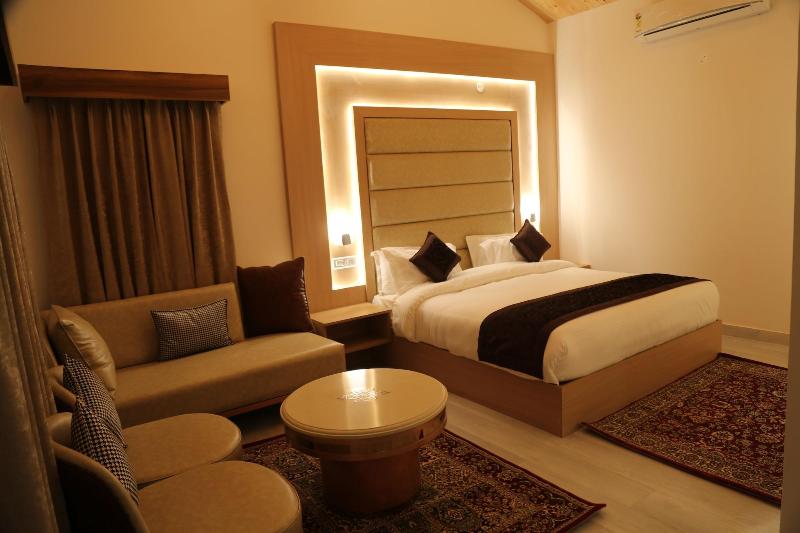 Oakwood Hamlet Resort Shoghi Shimla image