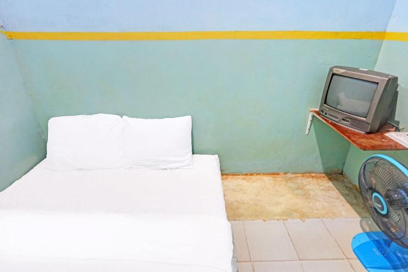 Spot On 92923 T Homestay Syariah image