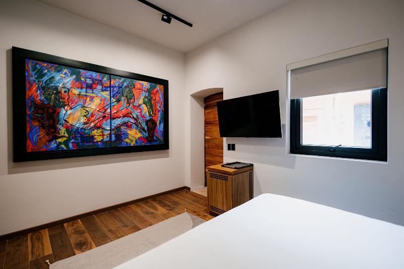 Spira Hotel image