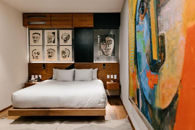 Spira Hotel image