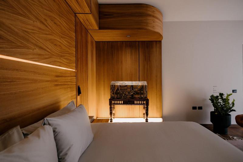 Spira Hotel image