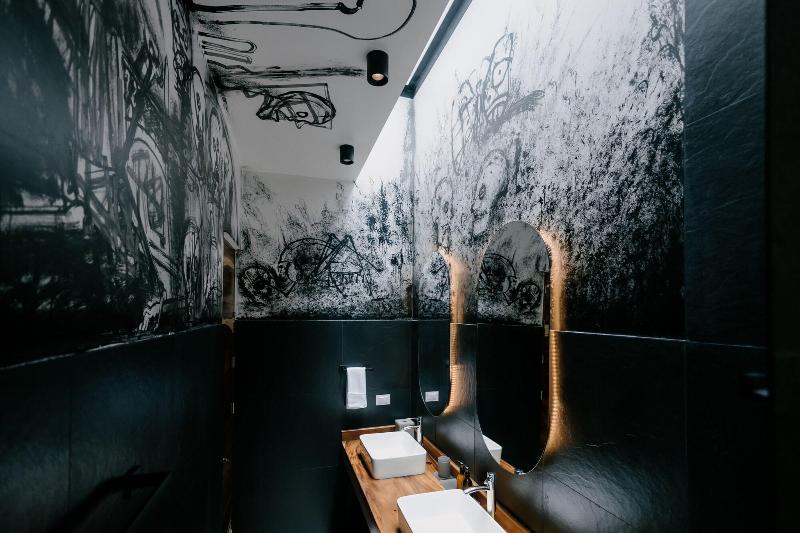 Spira Hotel image